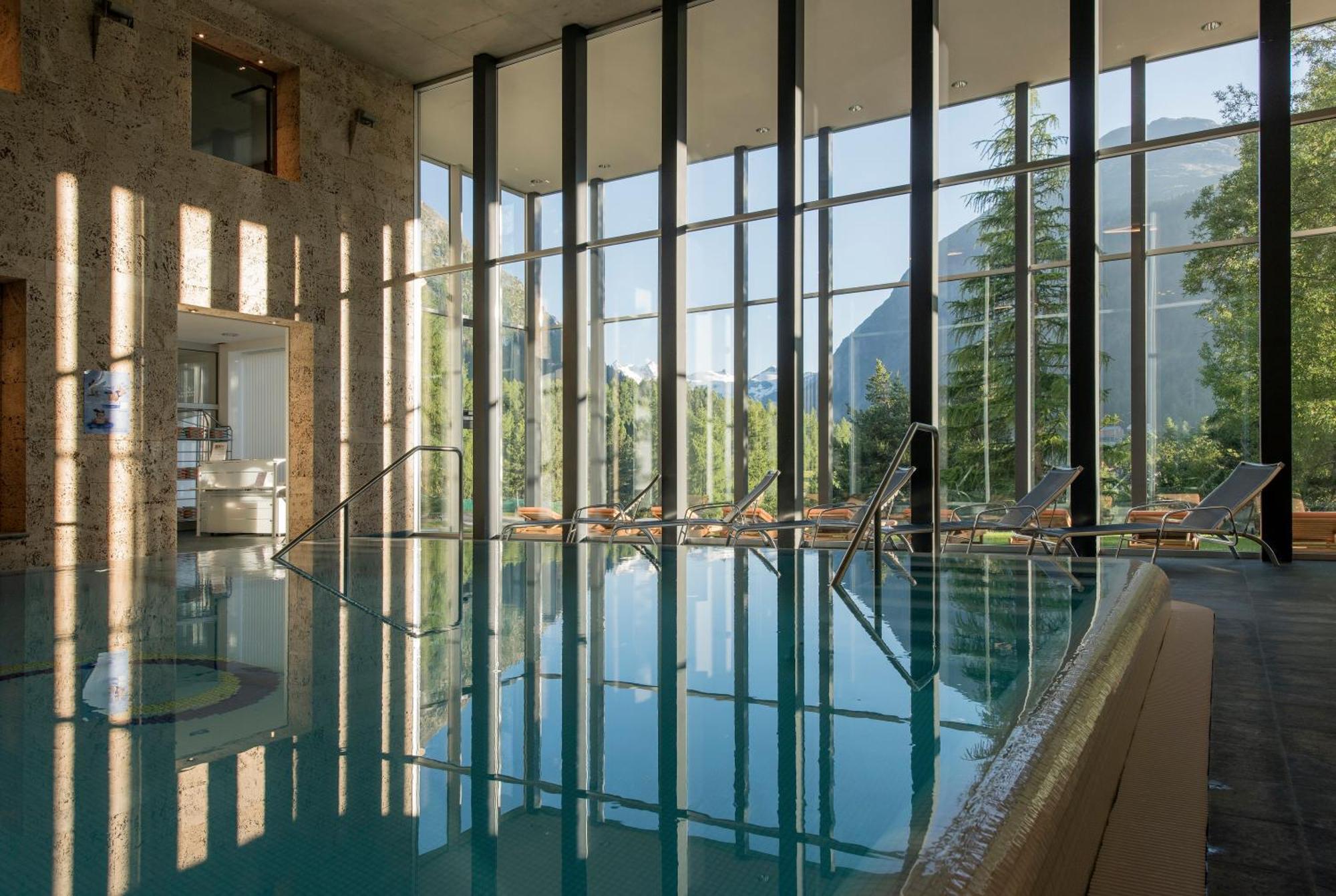 Hotel Saratz Понтрезина Экстерьер фото
